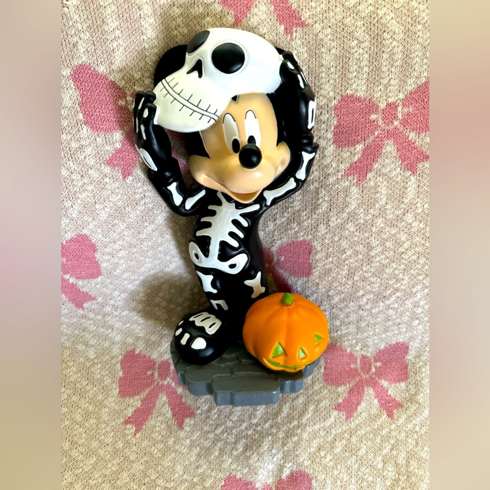 Mickey Skeleton Halloween Statue Figurine HTF